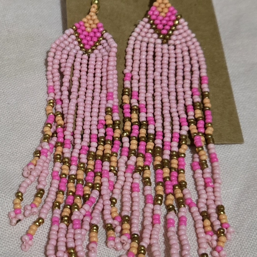 Lighyweight Beaded Hot And Light Pink With Gold Beaded Earrings. Nwt - Picture 2 of 5